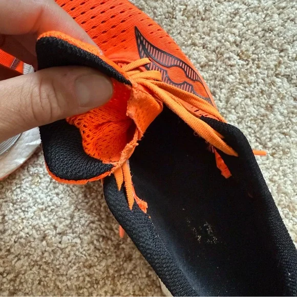 Men’s Saucony Hi Vis Orange Endorphin 4 Running Shoes - Picture 6 of 7